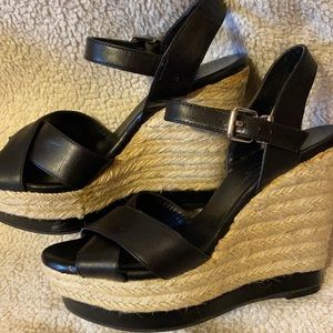Jessica Simpson Strappy Wedge Espadrilles. 7.5